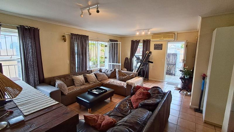 To Let 3 Bedroom Property for Rent in Parow North Western Cape